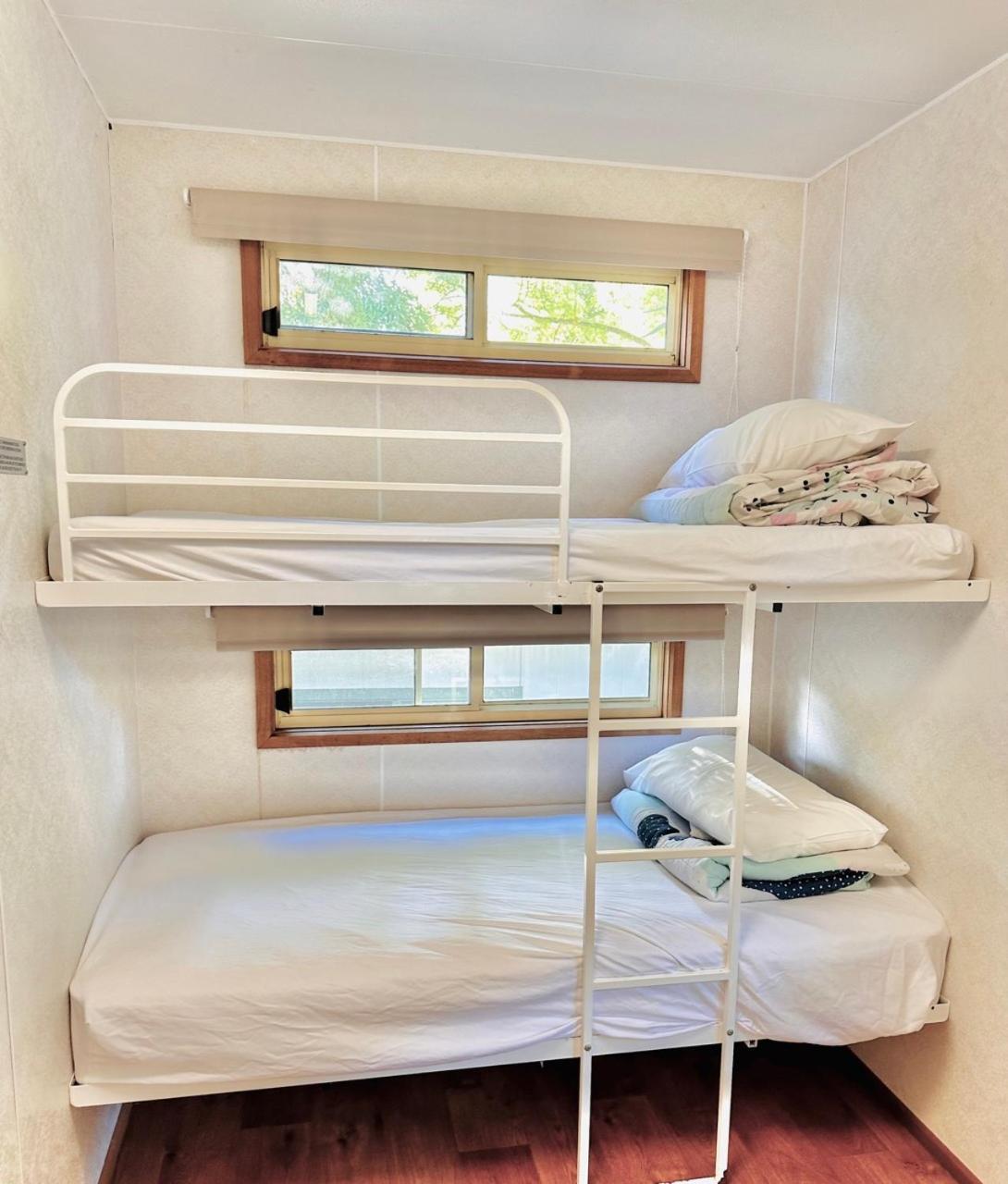 Kanasta Caravan Park Rye Extérieur photo